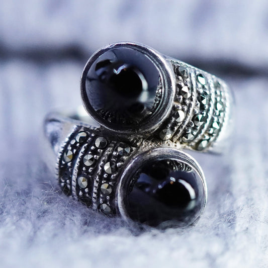 Size 8, vintage Sterling 925 silver handmade ring with onyx and marcasite