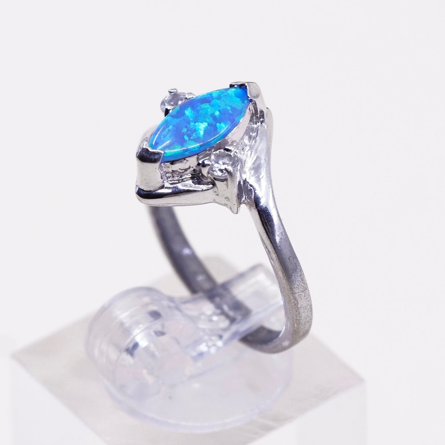 Size 6.75, vtg Sterling 925 silver handmade ring with marquise shaped opal N cz